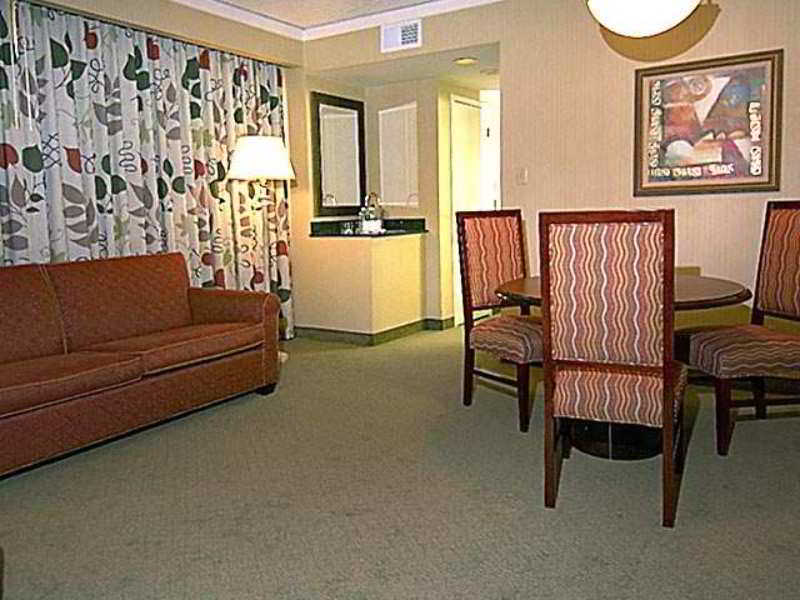 Embassy Suites Secaucus - Meadowlands Room photo